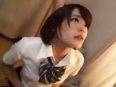 激カワ女子校生と露出プレイ→最後はお部屋でハメ撮りケツ射ｗ