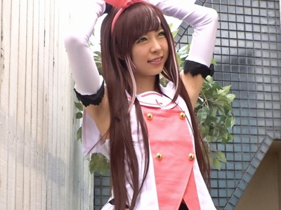 ガチで可愛い24歳素人レイヤーとオフパコ！始まったら中出しまで許容しちゃういやらしい美少女