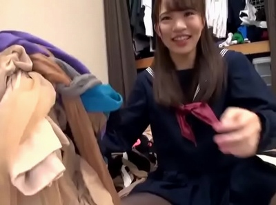 「部屋中なんかくさいし…///」おじさんの汚部屋でハメ倒される円光女子高生