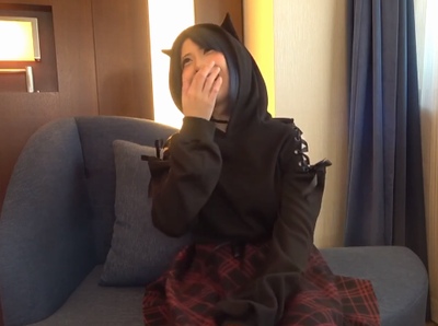 「んんっ♡ぁああっいぐぅう！」肉付きも顔も最強な関西弁レイヤーとラブラブオフパコ