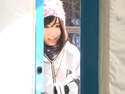 スノボーしてたキュートな女子大生が初対面の男に寝取られ生発射されちゃうｗ