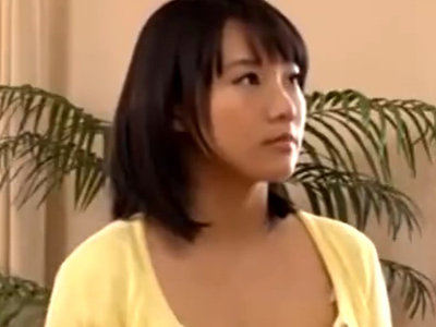 巨根膣奥中出しファックに痙攣イキする巨乳娘