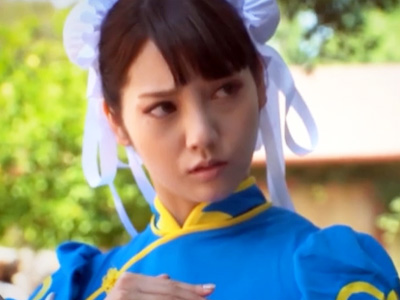 中国ファイターにコスプレした美少女が黒人のデカマラで突き刺されアへイキｗ