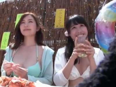 「就職したら…遊べなくなっちゃうから笑」極上JD2人と乱交盗撮成功！