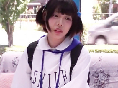 中〇生見たいな顔した美少女がデカマラぶち込まれアニメ声で喘いで悶絶イキ