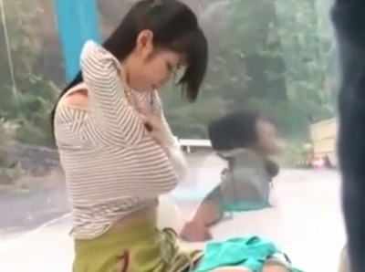 「え？…ここでですか？」ボーイッシュな感じの天然ガールが高速メガピストン食らって無許可中出しに唖然ｗ